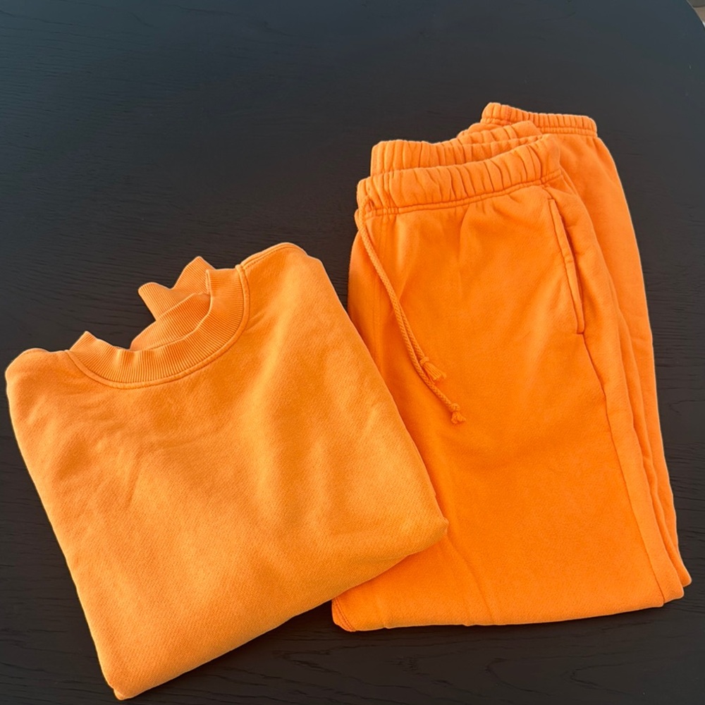 Elwood crew neck and sweat set
